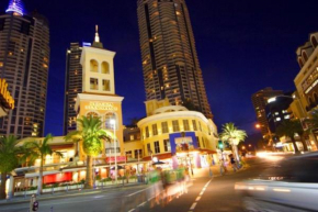 The Towers of Chevron Renaissance - Holidays Gold Coast, Surfers Paradise